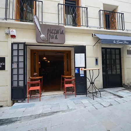 La Casa Pera Apartahotel 3*